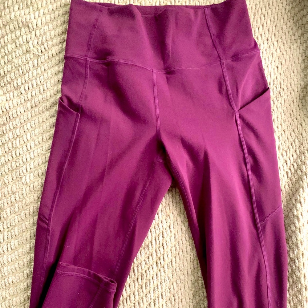 NWOT: High-Waisted Pure Luxe Pocketed Leggings